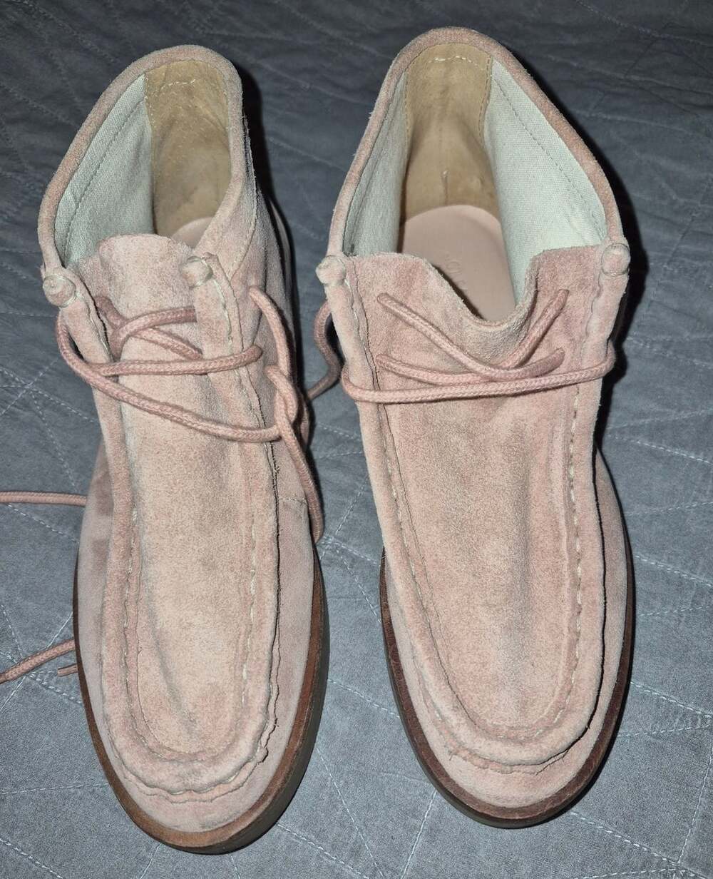 The Great Harper Wallaby Size 7.5 Pink Suede Chukka Boots